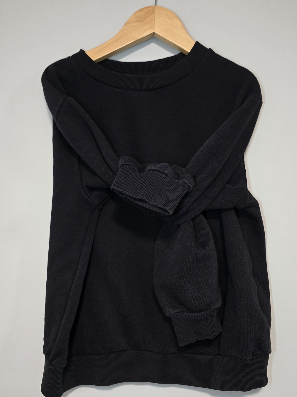 H&M Kids Black Crewneck Sweatshirt - Picture 9 of 12
